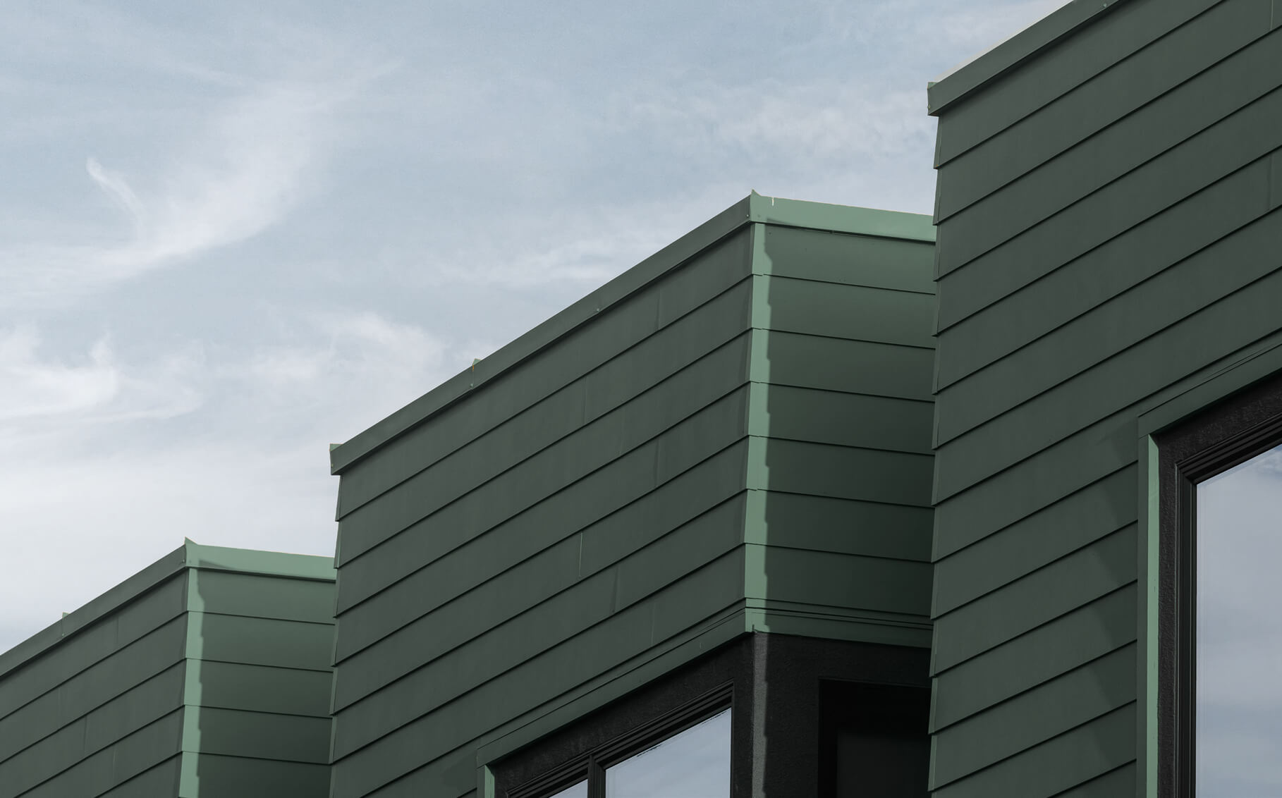 Our clients benefit from access to carefully selected private credit and direct property opportunities backed by disciplined decisions, deep real estate expertise and active management.